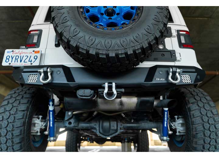 18-C JEEP WRANGLER JL FS-7 SERIES REAR BUMPER BLACK